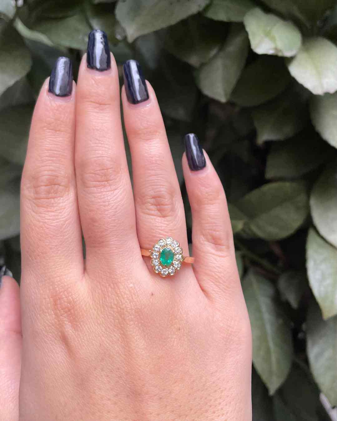 Bague Marguerite Émeraude &amp; 0.60 carat Diamants "Théa" - Elliade Paris