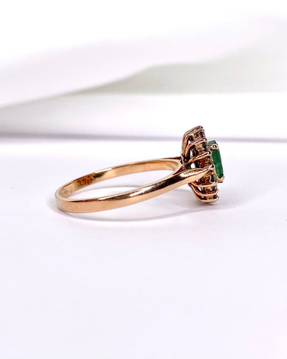 Bague Marguerite Émeraude 0.65 carat &amp; Diamants 0.32 carat "Elvira" - Elliade Paris