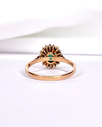 Bague Marguerite Émeraude 0.65 carat &amp; Diamants 0.32 carat "Elvira" - Elliade Paris