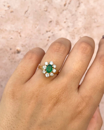 Bague Marguerite Émeraude 0.70 carat &amp; Diamants 0.56 carat "Wendy" - Elliade Paris