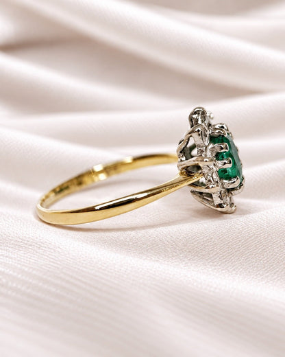 Bague Marguerite Émeraude 0.75 carat &amp; Diamants 0.50 carat "Hermoine" - Elliade Paris