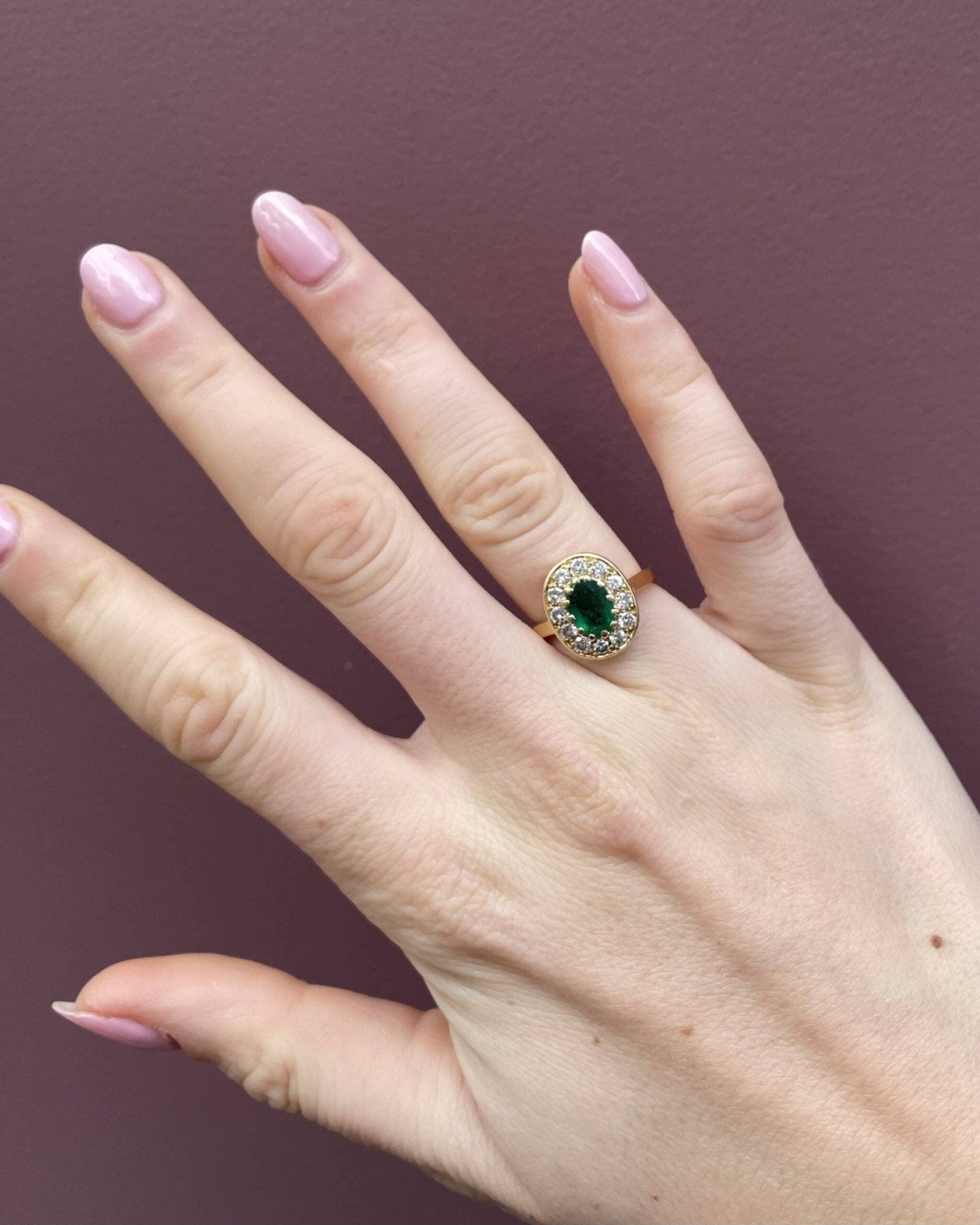 Bague Marguerite Émeraude 0.80 carat &amp; Diamants 0.72 carat "Louison" - Elliade Paris