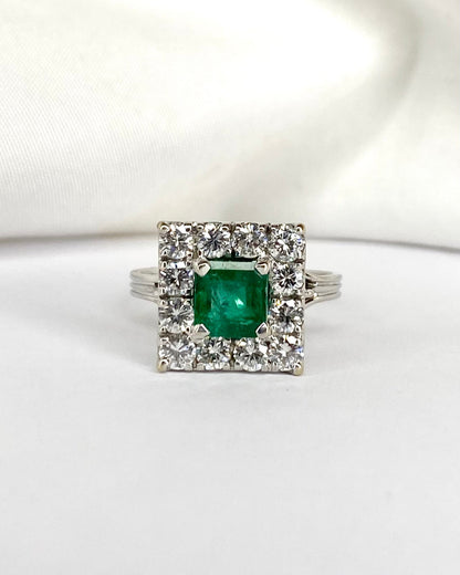 Bague Marguerite Émeraude 0.97 carat &amp; Diamants 1 carat &quot;Hénaia&quot; - Elliade Paris