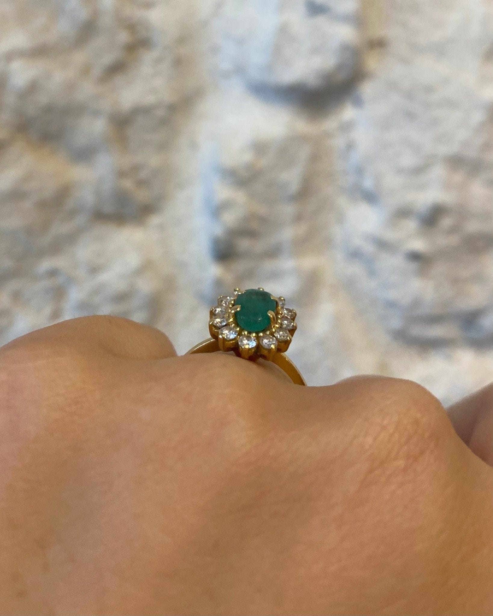 Bague Marguerite Émeraude 1 carat &amp; Diamants "Elina" - Elliade Paris