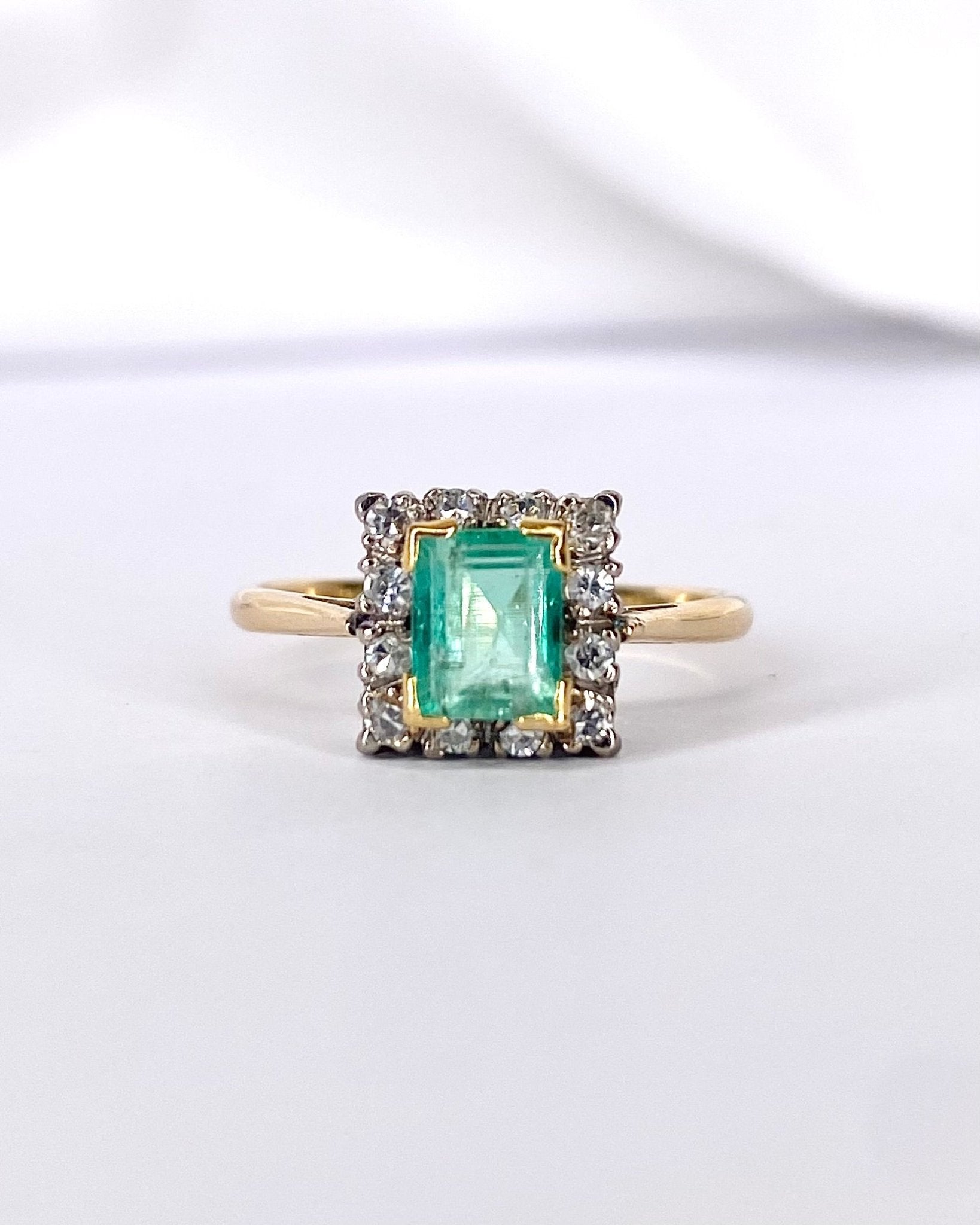 Bague Marguerite Émeraude 1 carat &amp; Diamants "Isabelle" - Elliade Paris