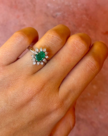 Bague Marguerite Émeraude 1.05 carat &amp; Diamants 0.48 carat "Dana" - Elliade Paris