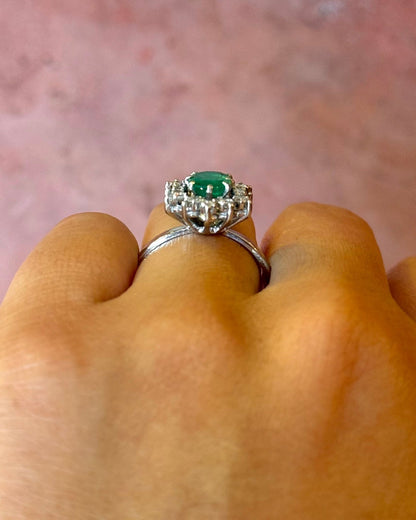 Bague Marguerite Émeraude 1.05 carat &amp; Diamants 0.48 carat "Dana" - Elliade Paris