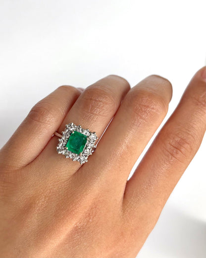 Bague Marguerite Émeraude 1.10 carat &amp; 12 Diamants 0.60 carat "Valentine" - Elliade Paris