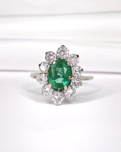 Bague Marguerite Émeraude 1.10 carat &amp; Diamants 1 carat "Aude" - Elliade Paris