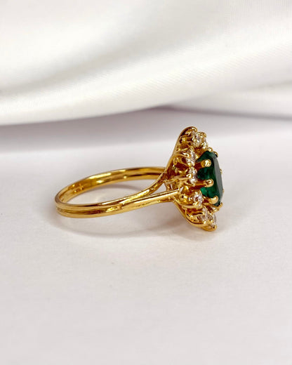 Bague Marguerite Émeraude 1.11 carat &amp; Diamants 0.40 carat "Sybille" - Elliade Paris