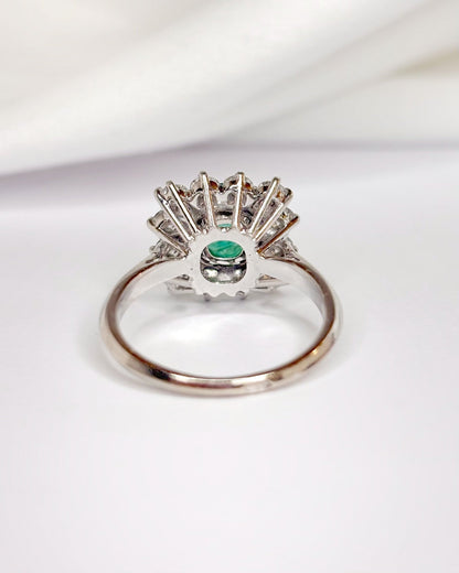 Bague Marguerite Émeraude 1.45 carat &amp; Diamants 0.60 carat "Lisa" - Elliade Paris