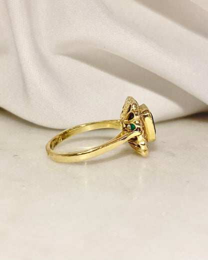 Bague Marguerite Emeraude 1.85 carat &amp; Diamants &quot;Soline&quot; - Elliade Paris