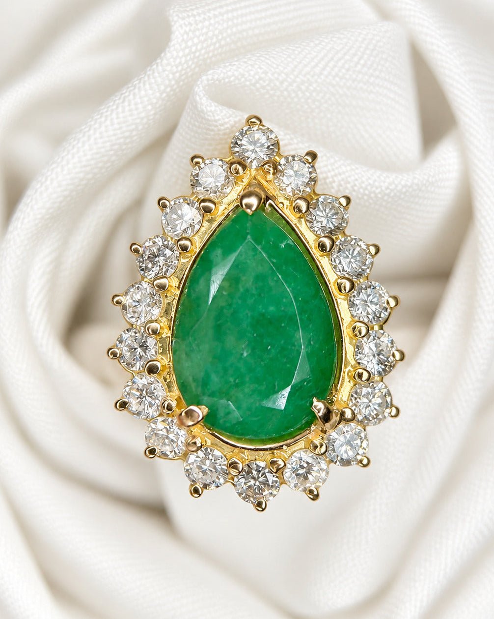 Bague Marguerite Émeraude 3.31 carats &amp; Diamants 0.90 carat 4.9g "Pénélope" - Elliade Paris