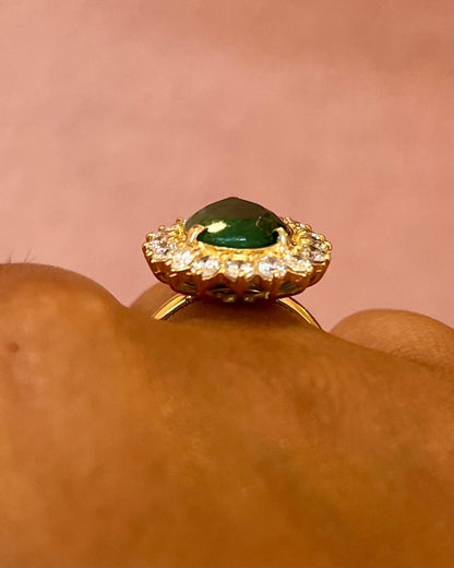 Bague Marguerite Émeraude 3.31 carats &amp; Diamants 0.90 carat 4.9g "Pénélope" - Elliade Paris