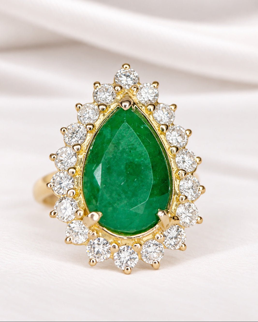 Bague Marguerite Émeraude 3.31 carats &amp; Diamants 0.90 carat 4.9g "Pénélope" - Elliade Paris