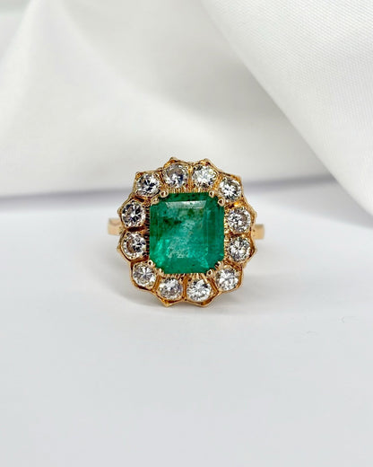 Bague Marguerite Émeraude 3.40 carats &amp; Diamants 0.84 carat &quot;Lauranne&quot; - Elliade Paris