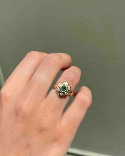 Bague Marguerite Émeraude &amp; 6 Diamants &quot;Raya&quot; - Elliade Paris