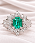 Bague Marguerite Émeraude Colombienne 0.81 carat & Diamants 0.39 carat "Laetitia" - Elliade Paris