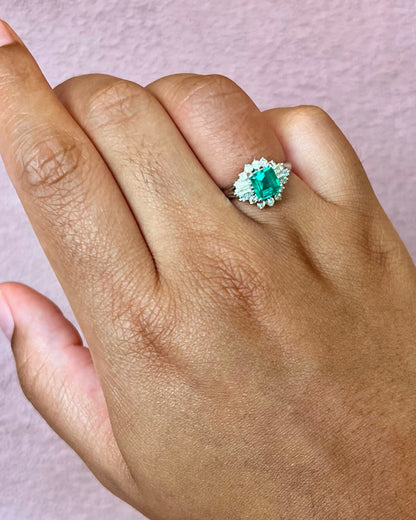 Bague Marguerite Émeraude Colombienne 0.95 carat &amp; Diamants "Albertine" - Elliade Paris
