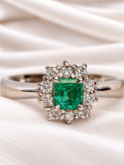Bague Marguerite Émeraude de Colombie &amp; Diamants 0.27 carat "Gabrielle" - Elliade Paris