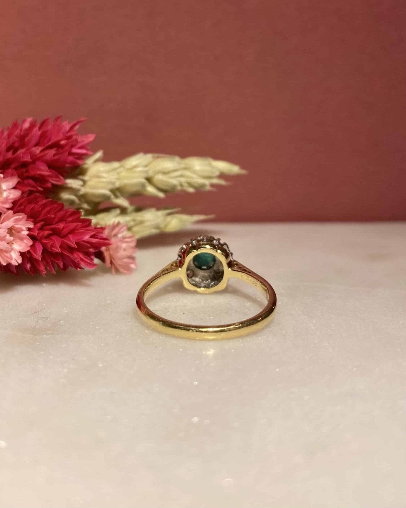 Bague Marguerite Émeraude &amp; Diamants "Adeline" - Elliade Paris