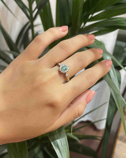 Bague Marguerite émeraude &amp; diamants &quot;Aemma&quot; - Elliade Paris