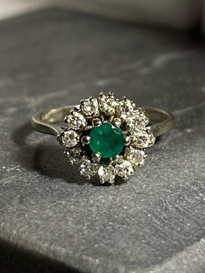 Bague Marguerite émeraude &amp; diamants &quot;Celosia&quot; - Elliade Paris