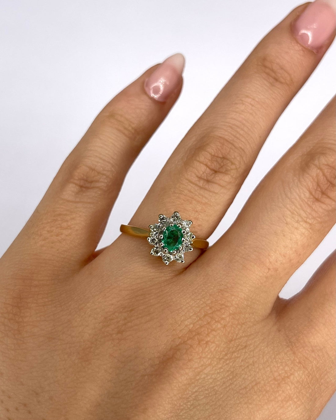 Bague Marguerite Émeraude &amp; Diamants "Florie" - Elliade Paris