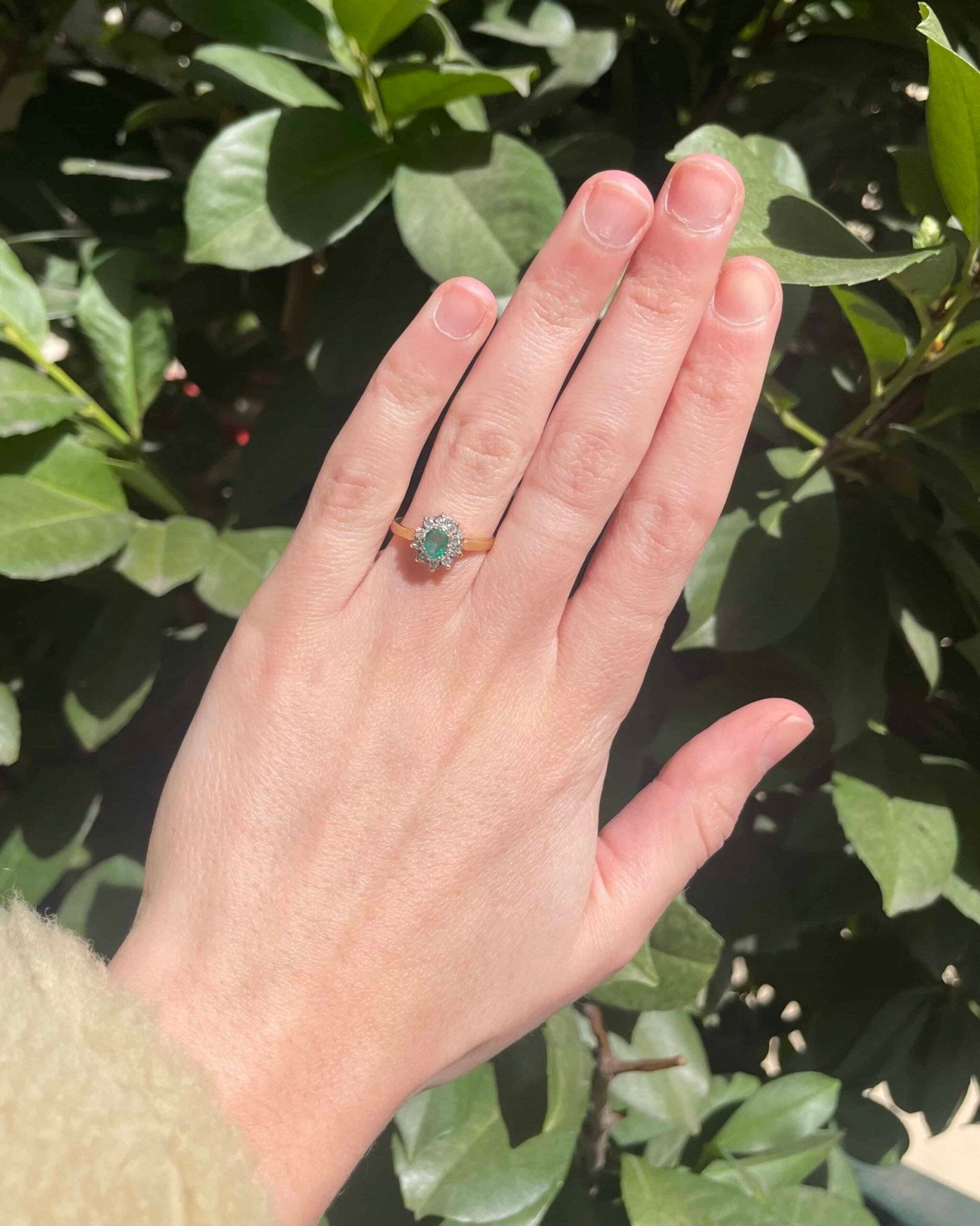 Bague Marguerite Émeraude &amp; Diamants "Giovani" - Elliade Paris