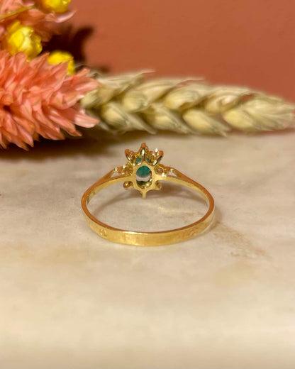 Bague Marguerite Émeraude &amp; Diamants &quot;Izabella&quot; - Elliade Paris