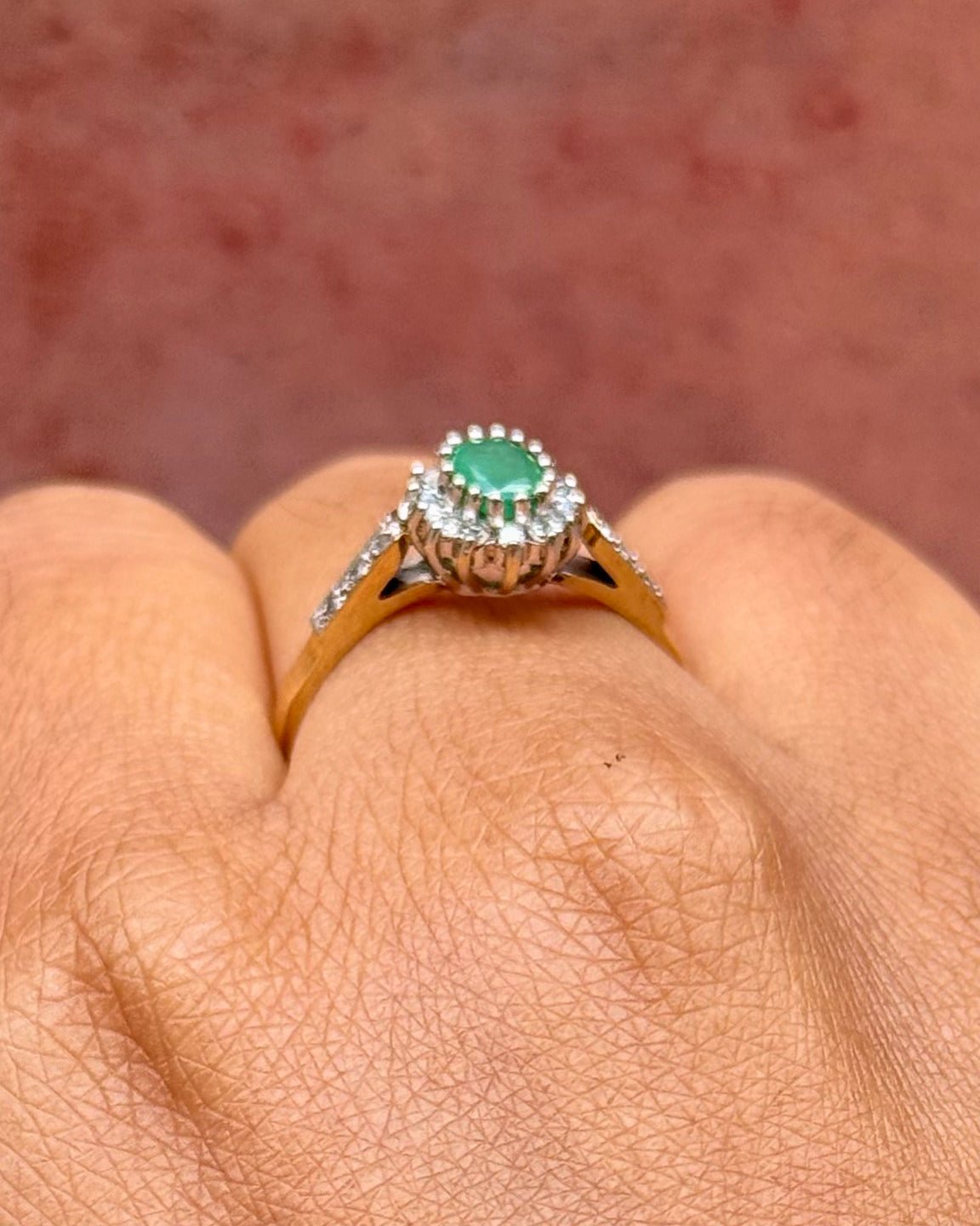 Bague Marguerite Émeraude &amp; Diamants "Jolene" - Elliade Paris