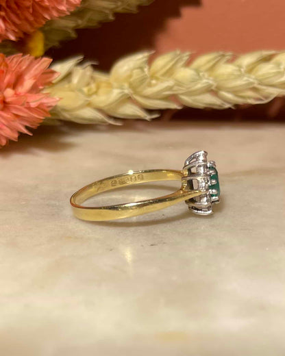 Bague Marguerite Émeraude &amp; Diamants &quot;Krista&quot; - Elliade Paris