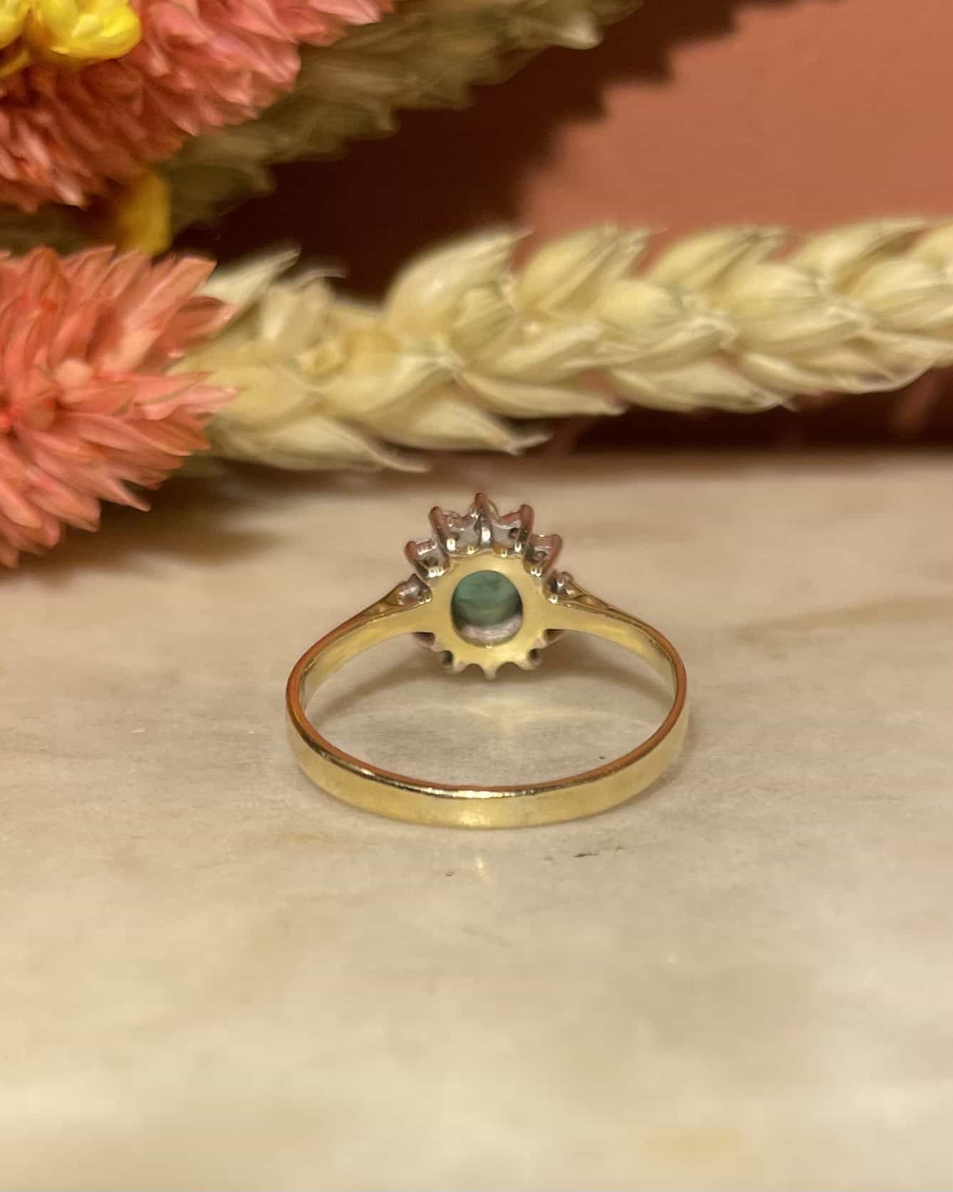 Bague Marguerite Émeraude &amp; Diamants "Krista" - Elliade Paris