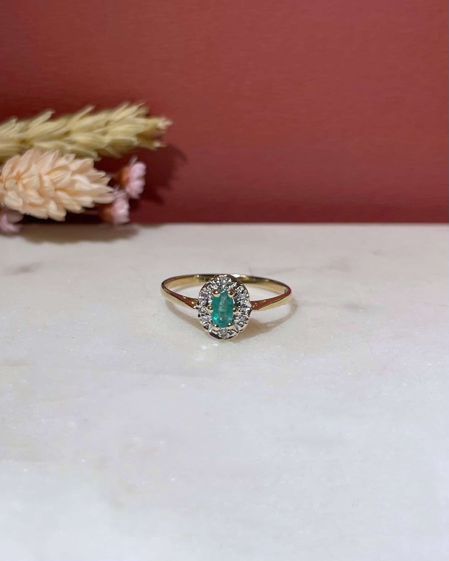 Bague Marguerite Émeraude &amp; Diamants &quot;Lenie&quot; - Elliade Paris