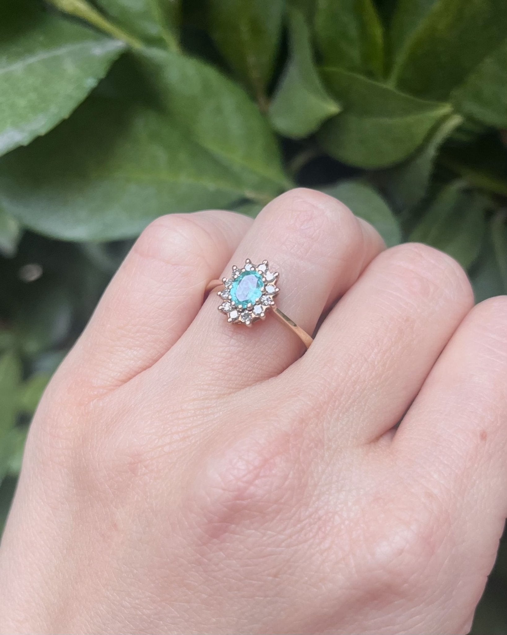 Bague Marguerite Emeraude &amp; Diamants "Luz" - Elliade Paris