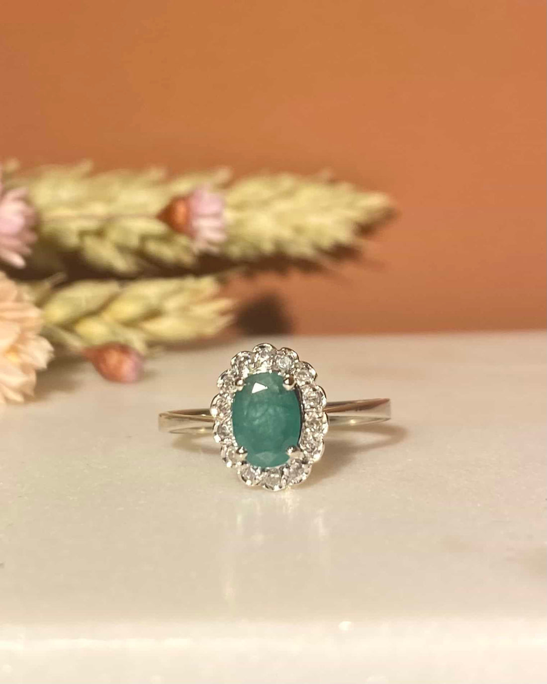 Bague Marguerite Émeraude & Diamants "Miriam" - Elliade Paris