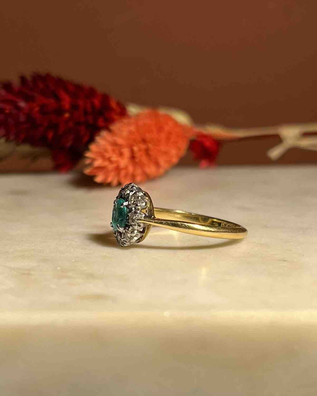 Bague Marguerite Émeraude &amp; Diamants &quot;Rachel&quot; - Elliade Paris