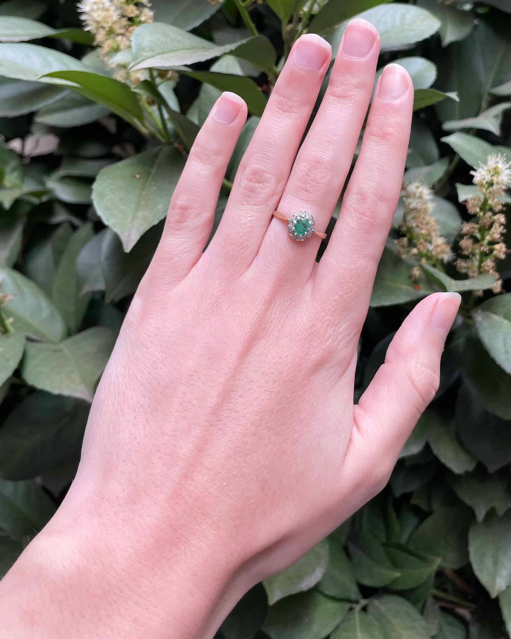 "Lua" Emerald &amp;amp; Diamond Daisy Ring
