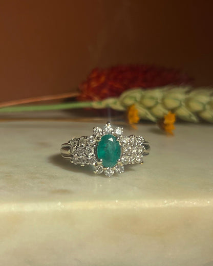Bague Marguerite Émeraude et Diamants &quot;Stella&quot; - Elliade Paris