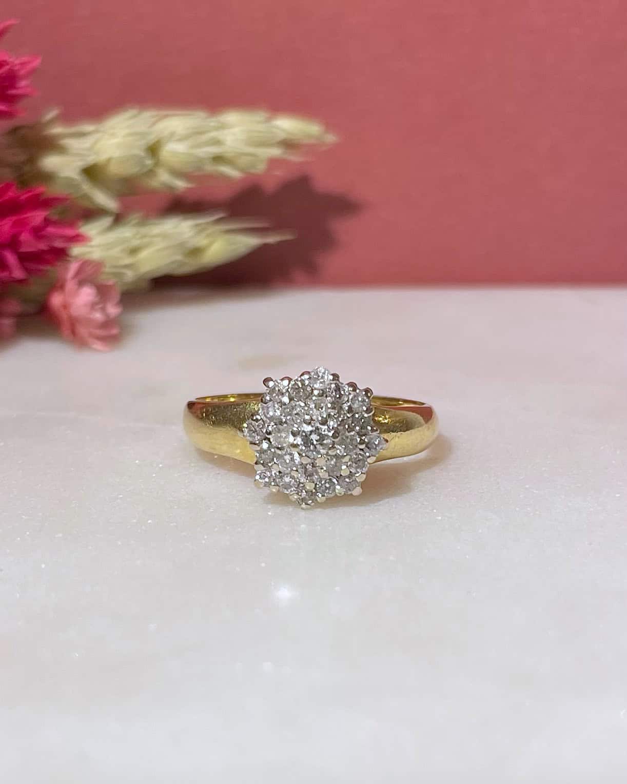 Bague Marguerite Fleur 25 Diamants 0.54 carat "Faustine" - Elliade Paris