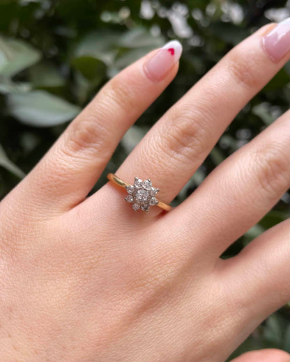 Bague Vintage Marguerite 9 Diamants &quot;Anneha&quot;