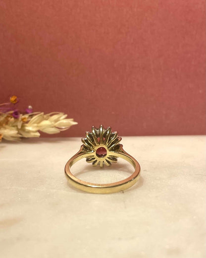 Bague Marguerite Grenat 2.10 carats &amp; Diamants &quot;Azylis&quot; - Elliade Paris