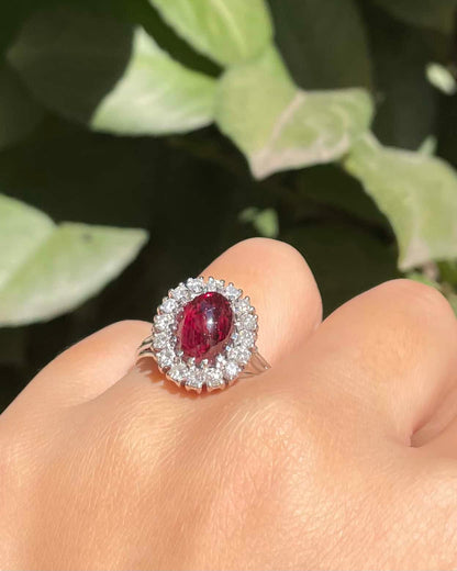 Bague Marguerite Grenat 3.85 carats &amp; Diamants &quot;Amel&quot; - Elliade Paris