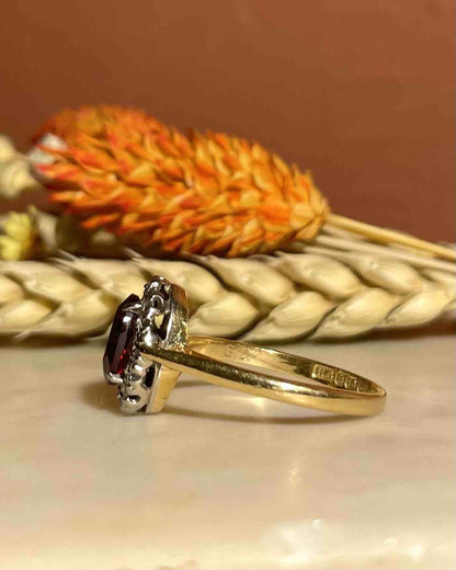 Bague marguerite Grenat &amp; Diamants &quot;Zoella&quot; - Elliade Paris