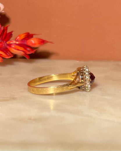 Bague Marguerite Grenat &amp; Perles&quot;Afidy&quot;