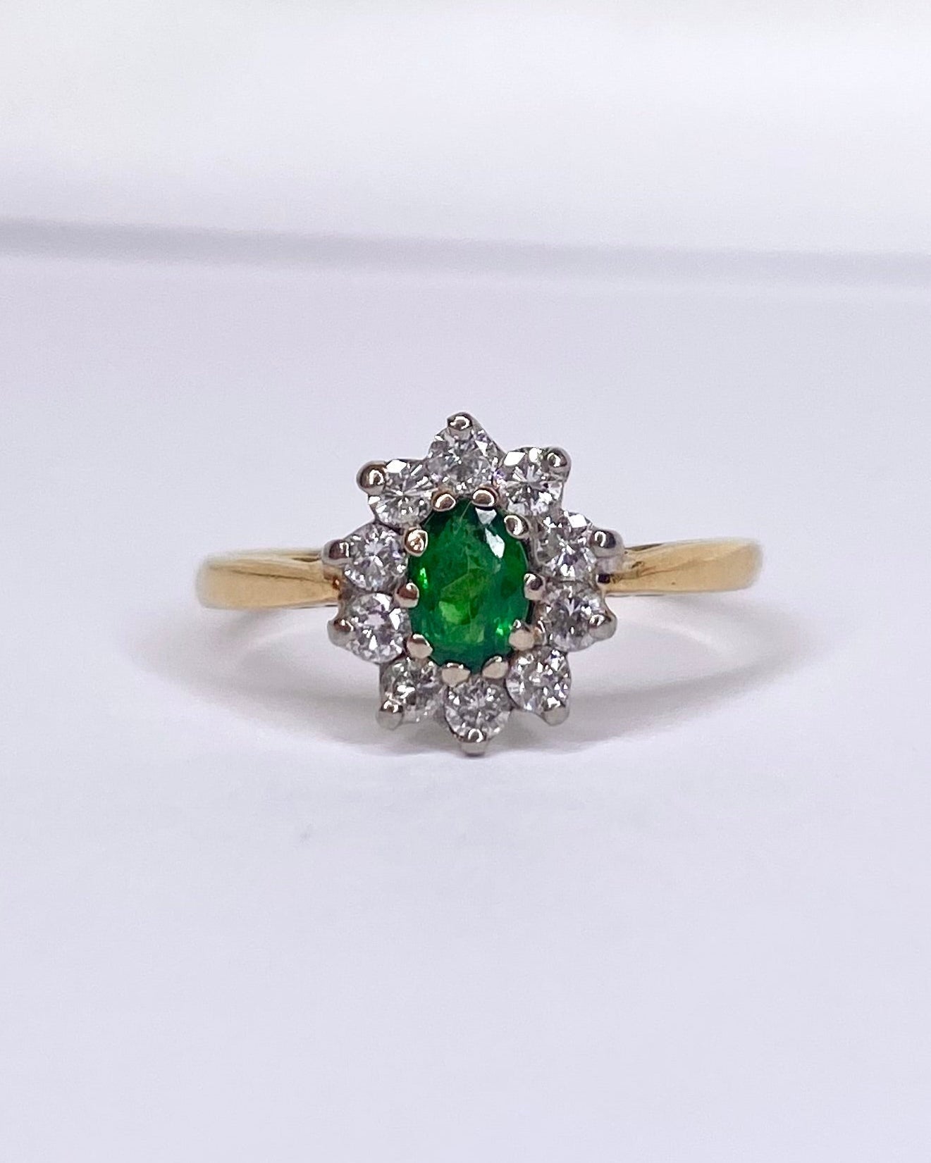 Bague Marguerite Grenat Tsavorite 0.50 carat &amp; Diamants 0.30 carat "Elina" - Elliade Paris