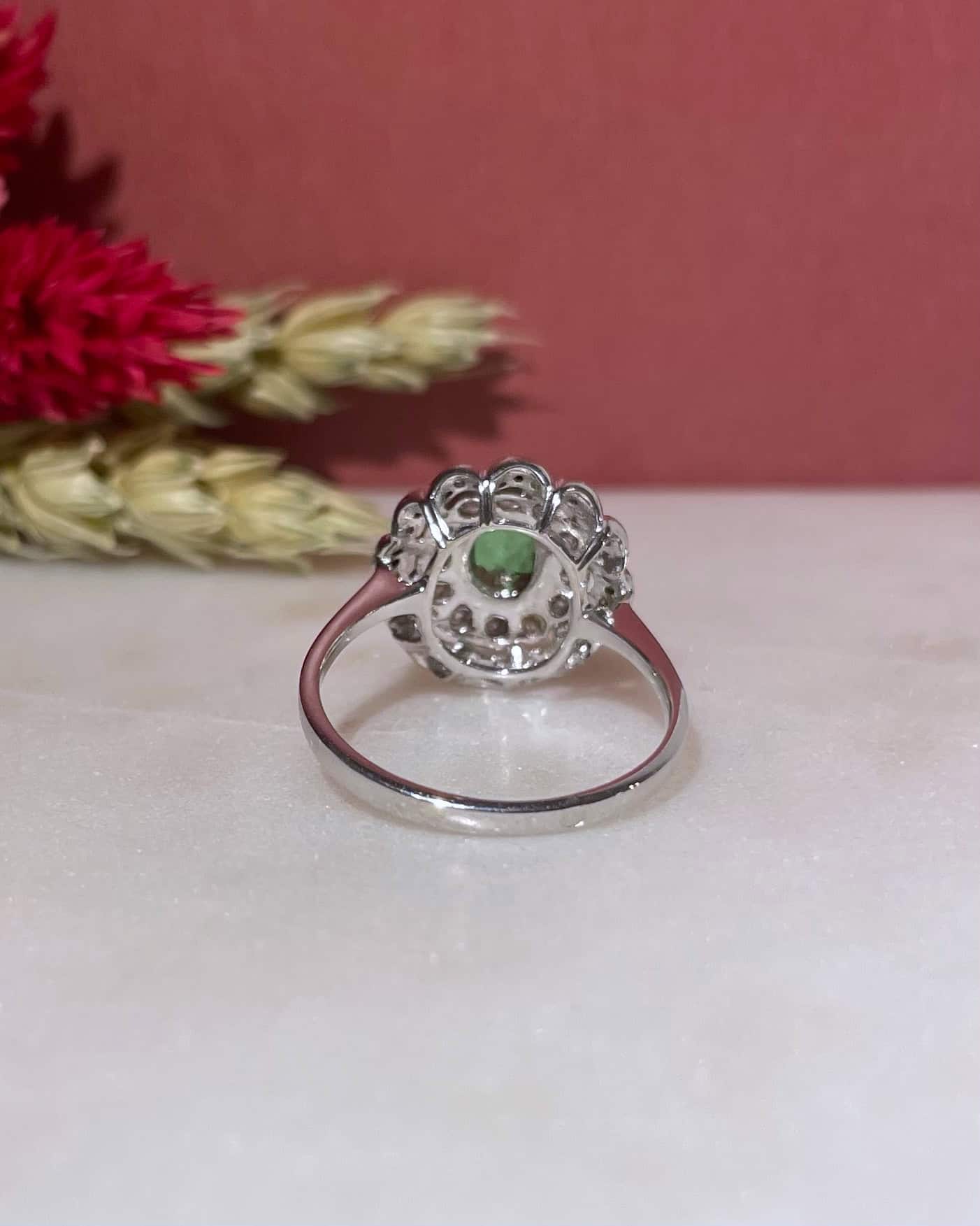Bague Marguerite Grenat vert Tsavorite &amp; 48 Diamants "Lou" - Elliade Paris