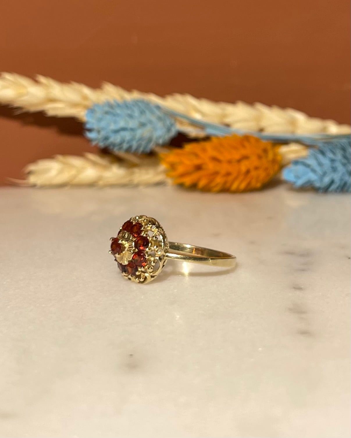 Bague Marguerite Grenats 1.80 carat "Isadora" - Elliade Paris