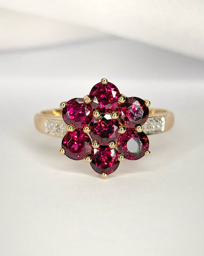 Bague Marguerite Grenats 1.90 carat &amp; Diamants "Adélie" - Elliade Paris