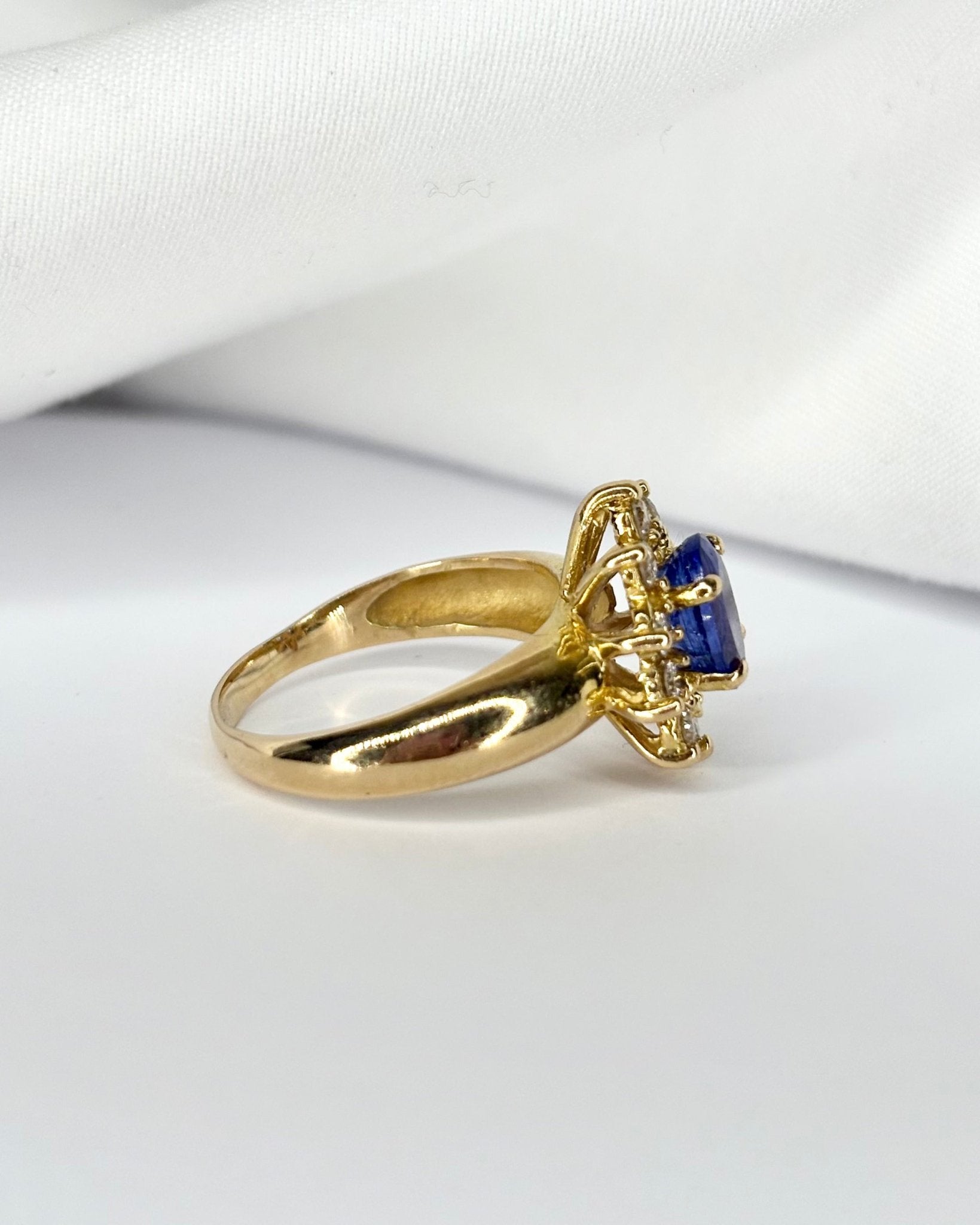 Bague Marguerite Jonc Tanzanite 1.55 carats &amp; Diamants “Garance” - Elliade Paris